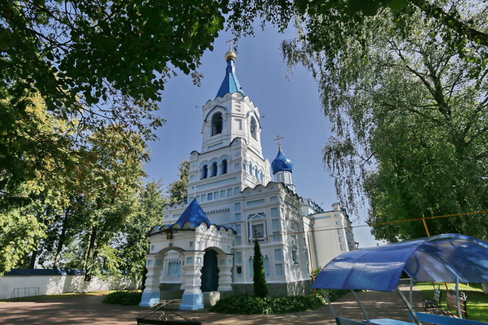 Фото в бортжурнале Toyota Sequoia (1G)