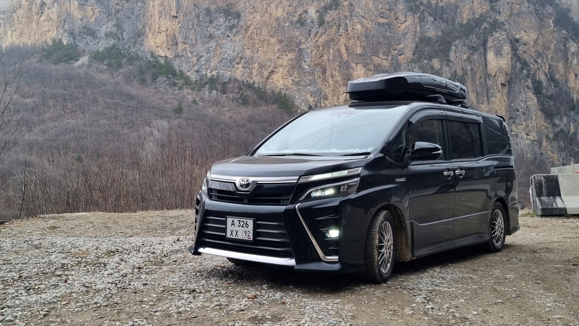 Toyota Voxy 2017