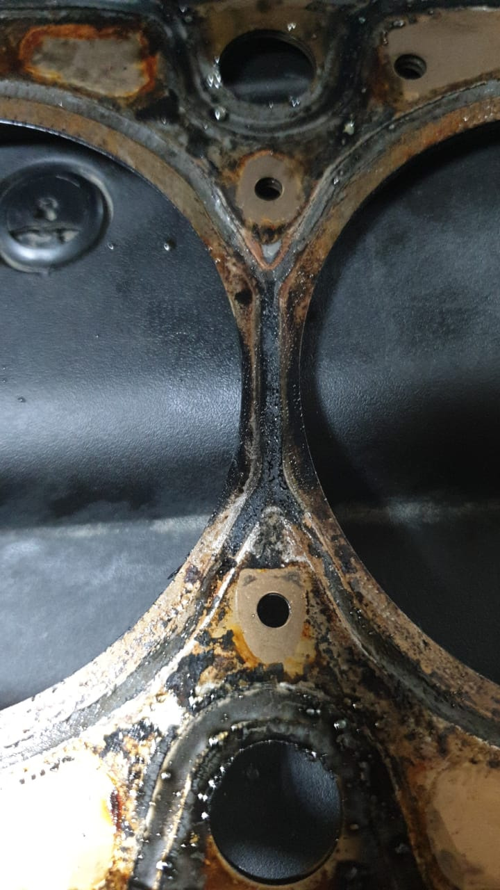 Прогар прокладки ГБЦ. — Hyundai Santa Fe (2G), 2,2 л, 2011 года | визит ...