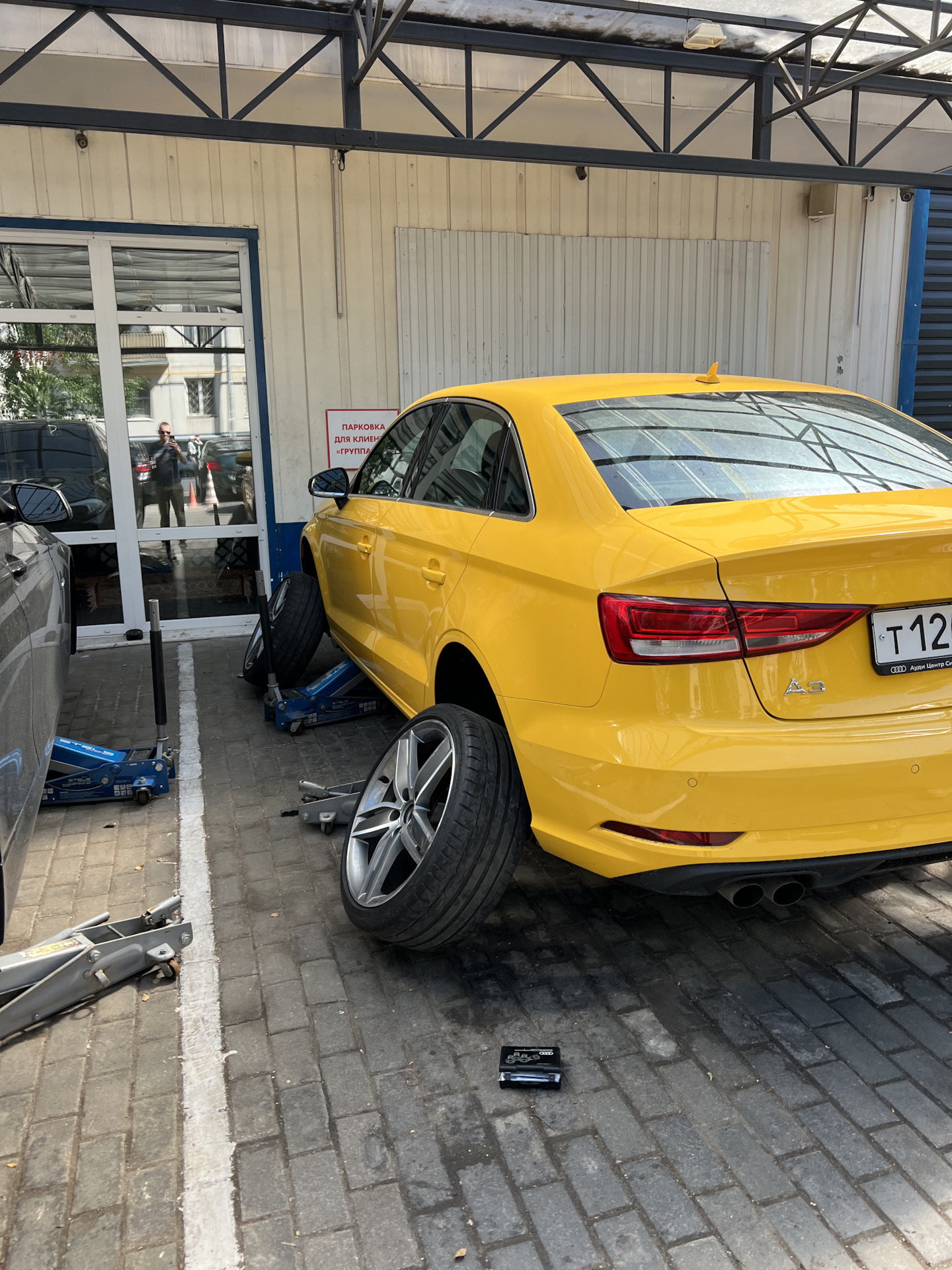 audi-a3-sedan-8v-1-4-2017