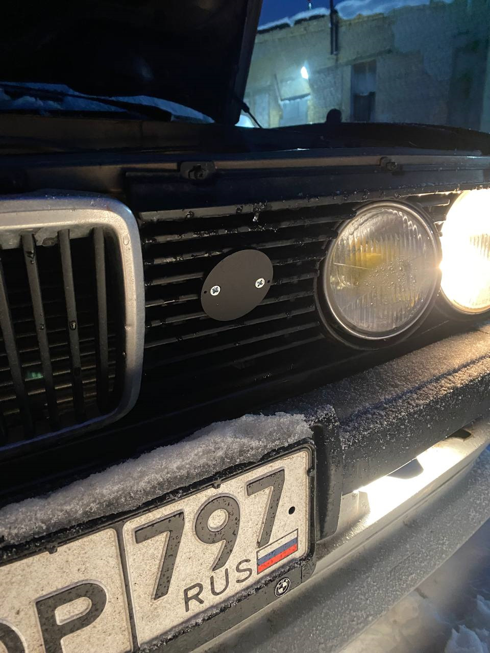 ep/2 Самодельная эмблема на решетку радиатора — BMW 5 series (E28), 1,8 ...
