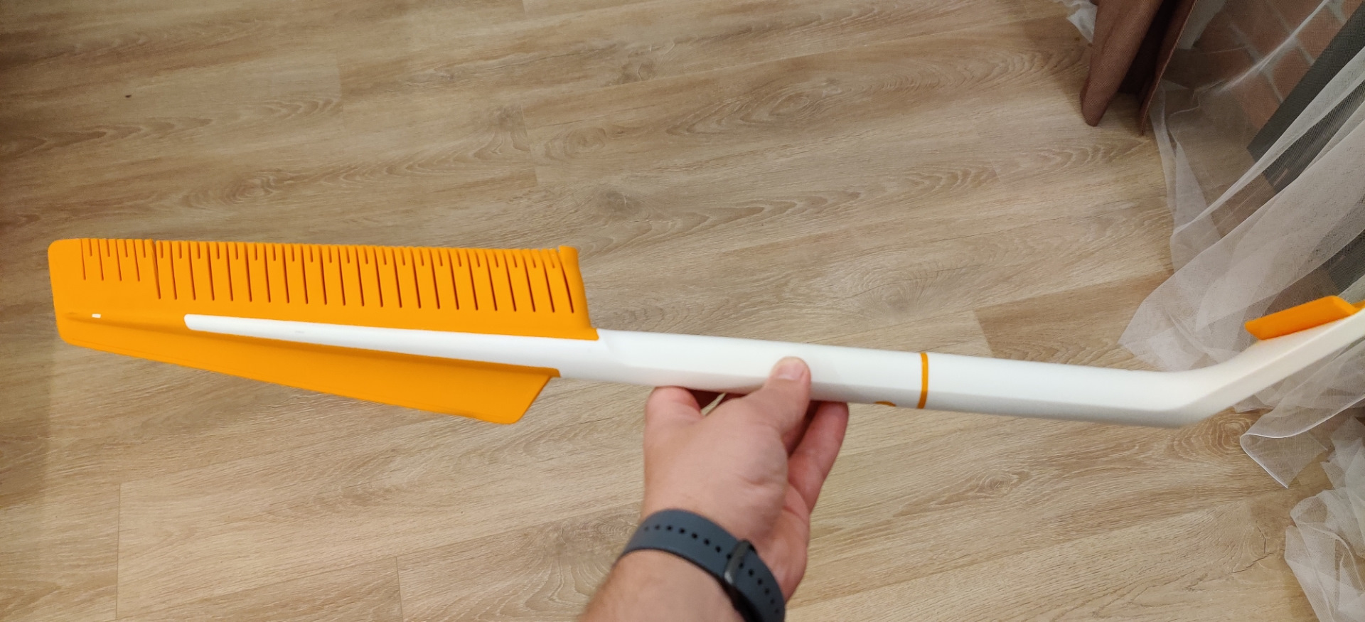 009 — щётка fiskars snowxpert и лопатки — Volkswagen Tiguan (2G), 2 л ...