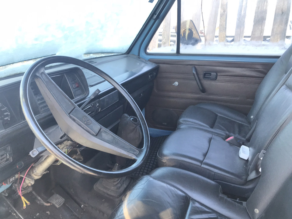 Фото в бортжурнале Volkswagen Transporter T3