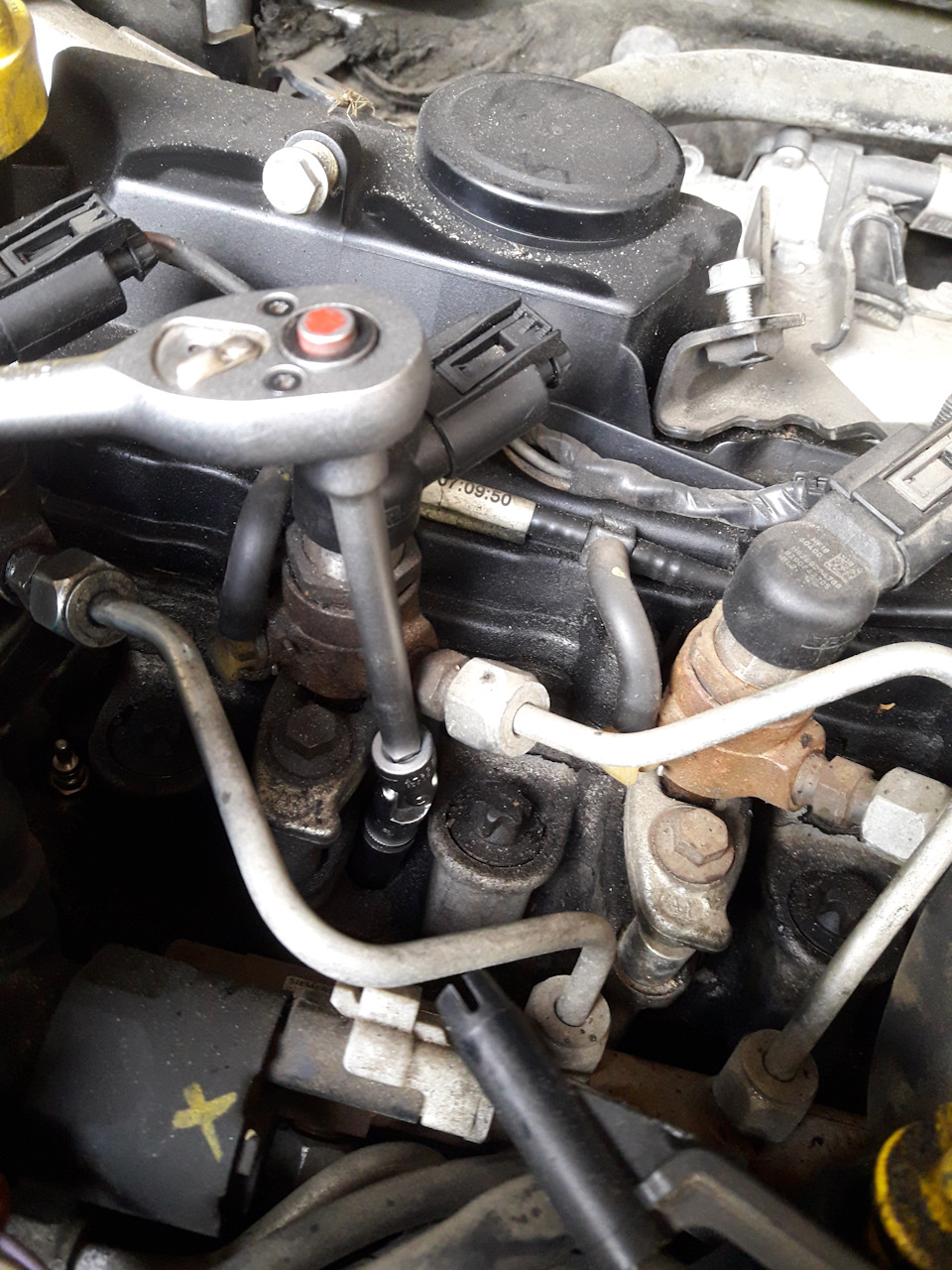 Свечи накала. Замена — Renault Megane II, 1,5 л, 2008 года | своими ...