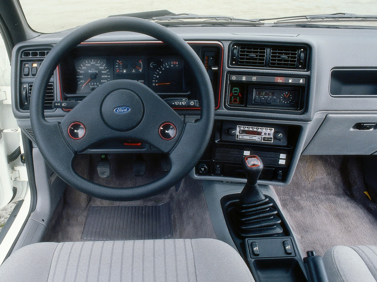 1985 1 1986. Ford Sierra xr4i. Ford Sierra xr4i 1984. Ford Sierra xr4i 1983. Ford Sierra xr4i салон.