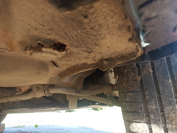 Сгнившие пороги калина 1. Сгнила калина 1. Снятие переднего крыла калина 1. Сгнил задний стакан ваз 2110. Калина 2 хэтчбек гнилая.