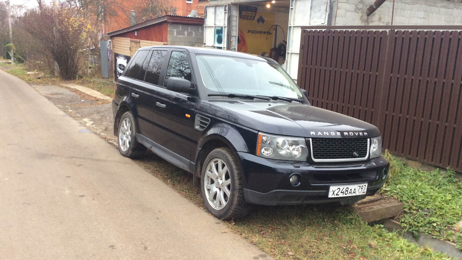 Land Rover Range Rover Sport (1G) 4.4 бензиновый 2006 | 4.4 бензин 2006г.в.  на DRIVE2