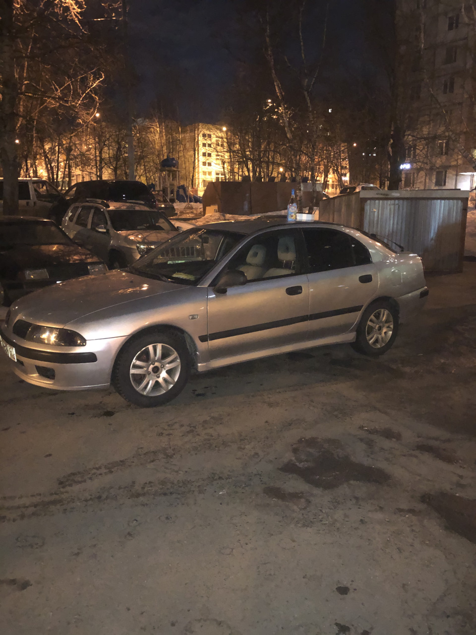 Кожаные сиденья без переделок в мою красотку. — Mitsubishi Carisma, 1,6 ...