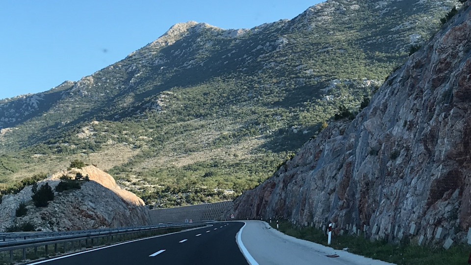 Горы — BMW X3 (F25)