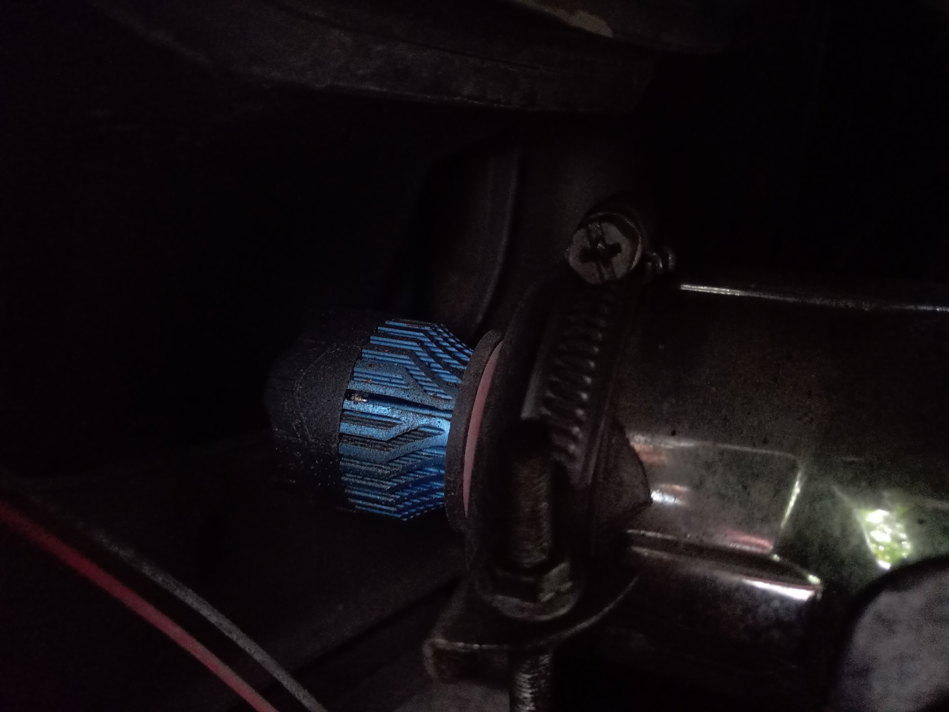 Замена трубки подогрева дроссельной заслонки — Chevrolet Cruze (1G), 1 ...