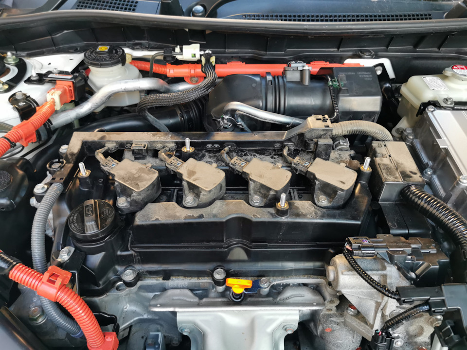 Замена Свечей зажигания — Honda Accord Hybrid (9G), 2 л, 2013 года ...