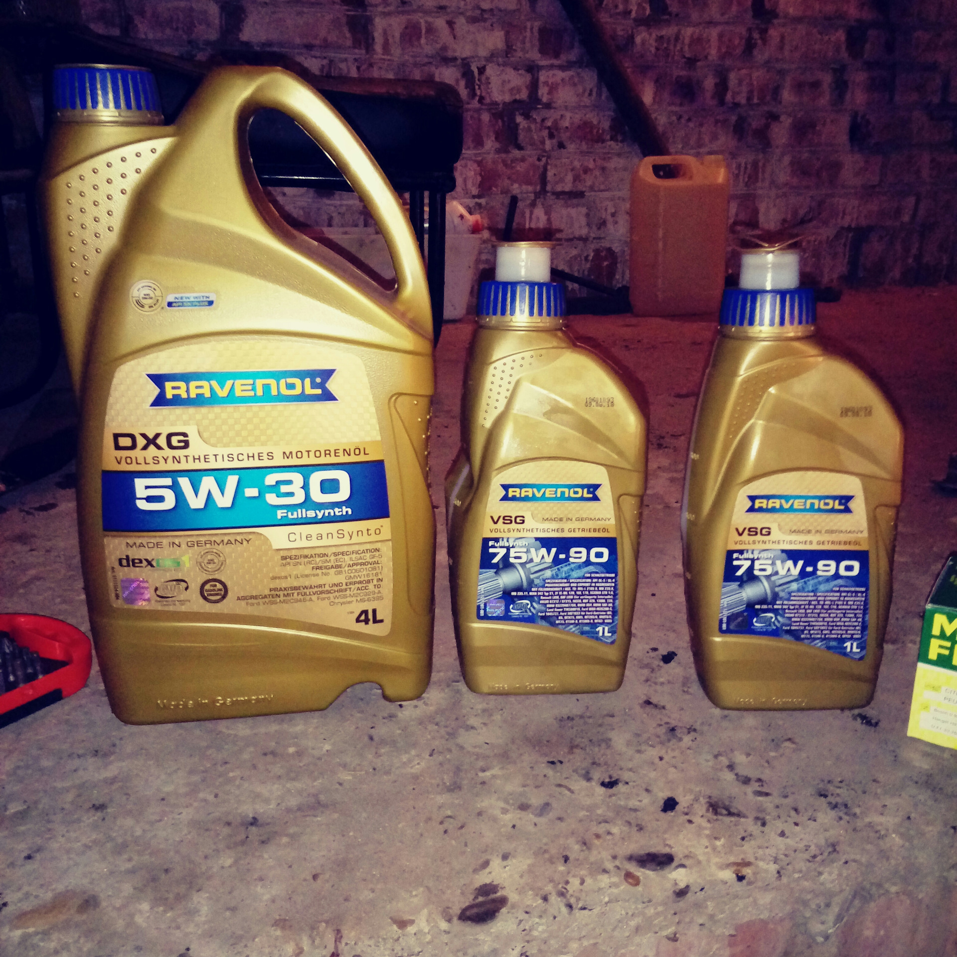 Ravenol 5w30. Ravenol DXG 5w-30. Ravenol VSG, 75w-90, 4 л. Ravenol 1111124. Ravenol 1221101001.