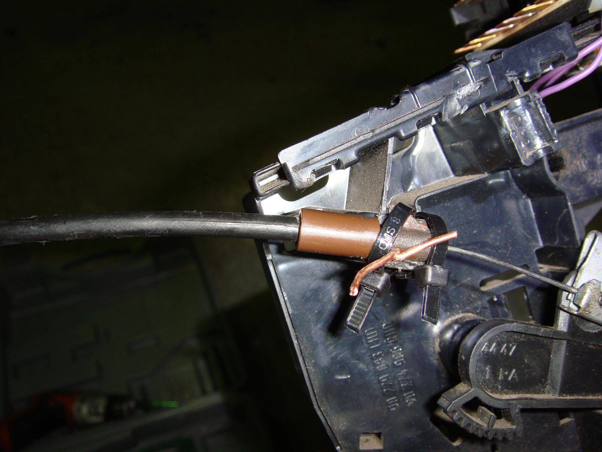 тросик заслонки печки уаз патриот 2011. 5 артикул. трос печки мерседес c180. тросик отопителя. тросик заслонки печки ланос.