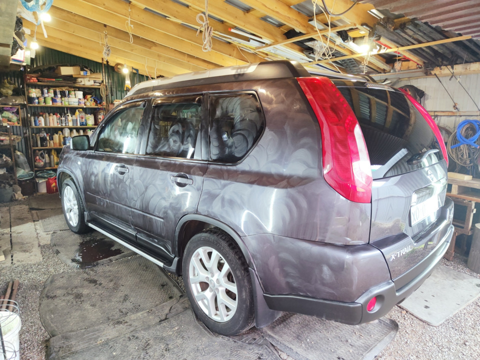 3. Нанесли воск — Nissan X-Trail II (t31)