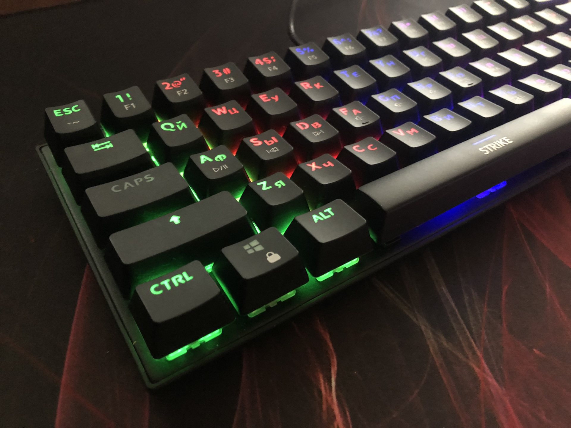 Dexp anger tkl. Дексп страйк клавиатура. Механическая клавиатура DEXP. DEXP Strike Black. DEXP Strike разбор.