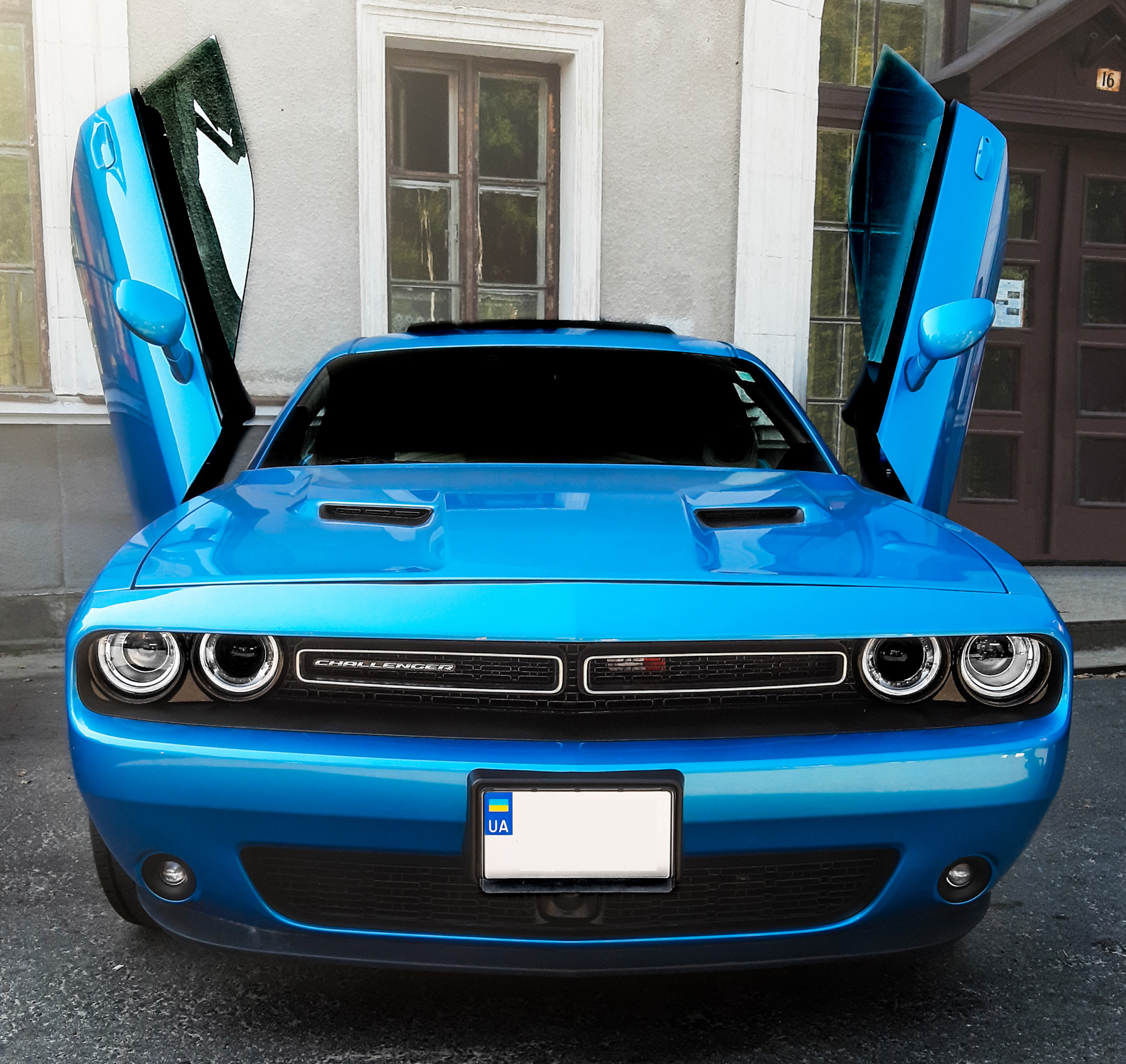 Ламбо двери Tazer — Dodge Challenger, 3,6 л, 2015 года | стайлинг | DRIVE2