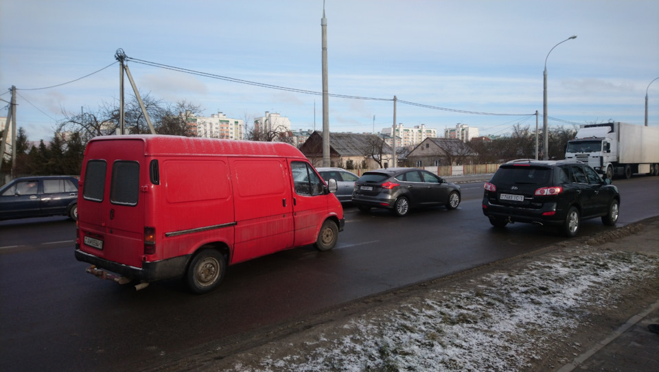 Перетерся проводок ABSа, замена колодок. — Ford Focus III Hatchback, 1 ...