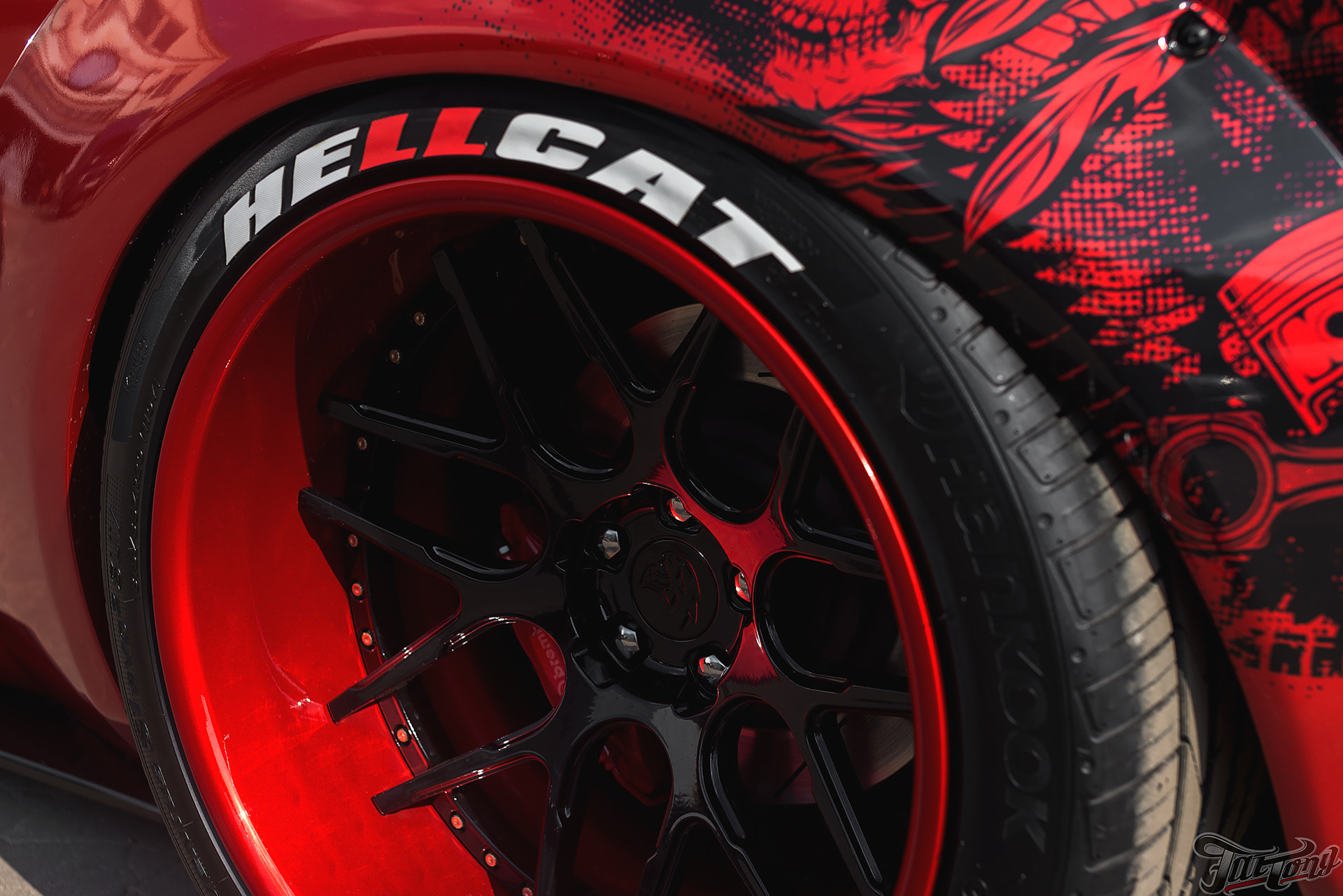 Пороги dodge Challenger Hellcat