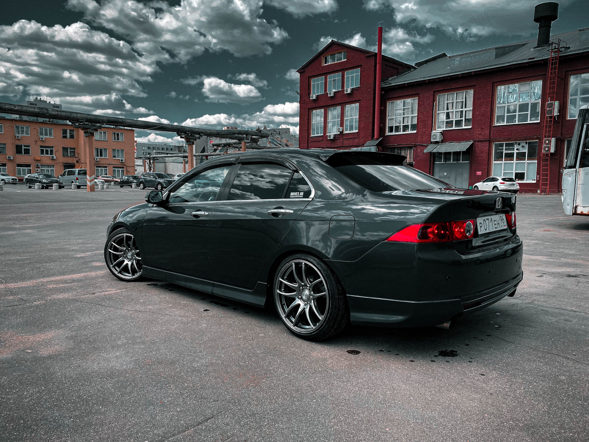 Аккорд закатанный. Honda Accord 7. Honda Accord 2. Днище Хонда Аккорд 7.