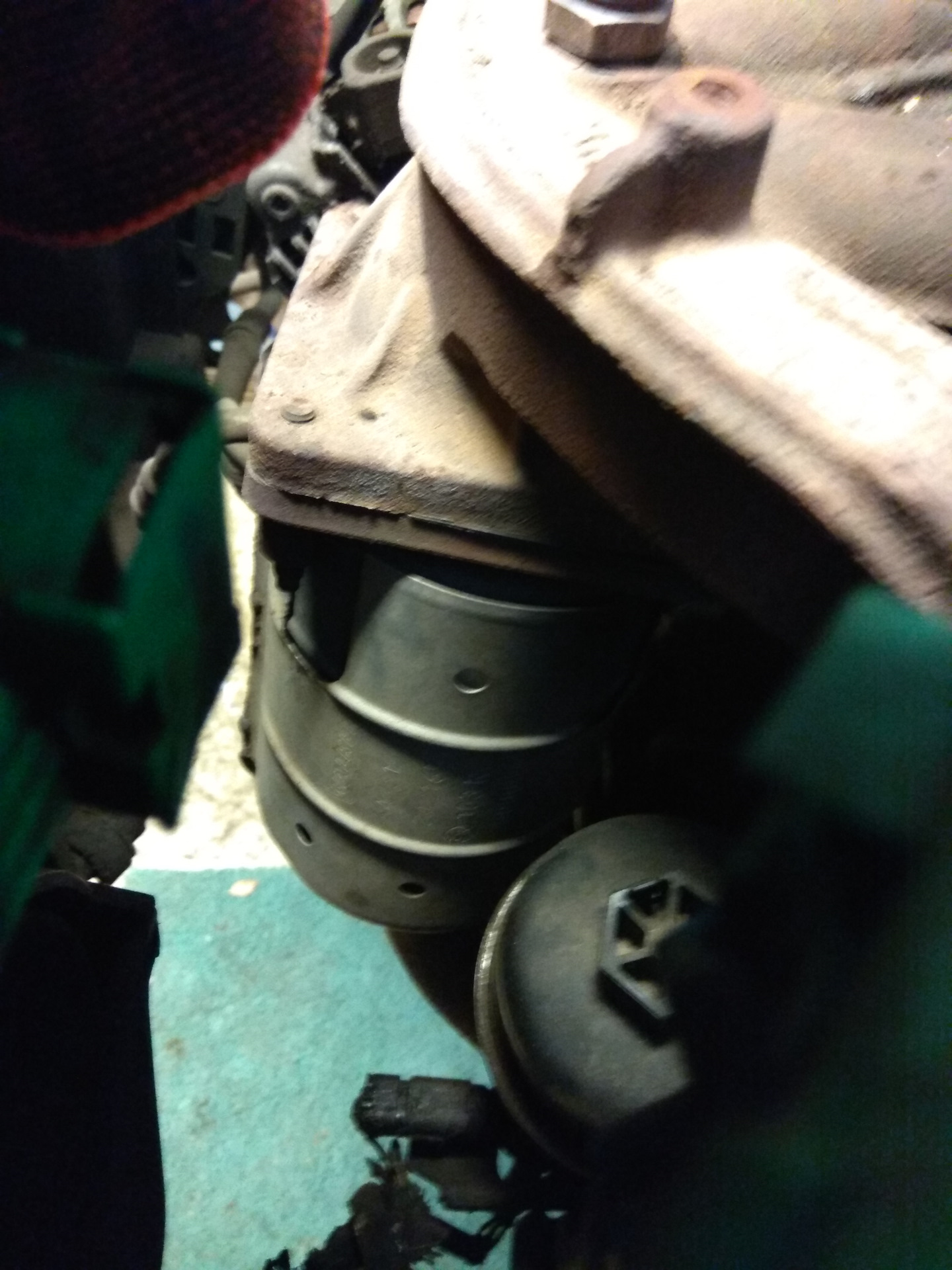 Выбивание катализатора и замена шпилек выпускного коллектора — Citroen ...