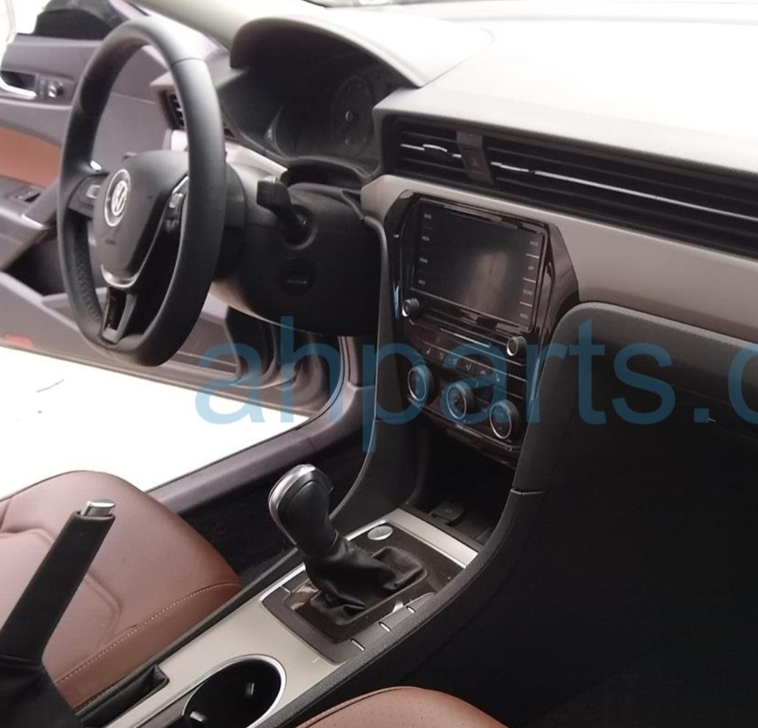 Composition media vw Passat b8 — Volkswagen Jetta VI, 1,6 л, 2014 года ...