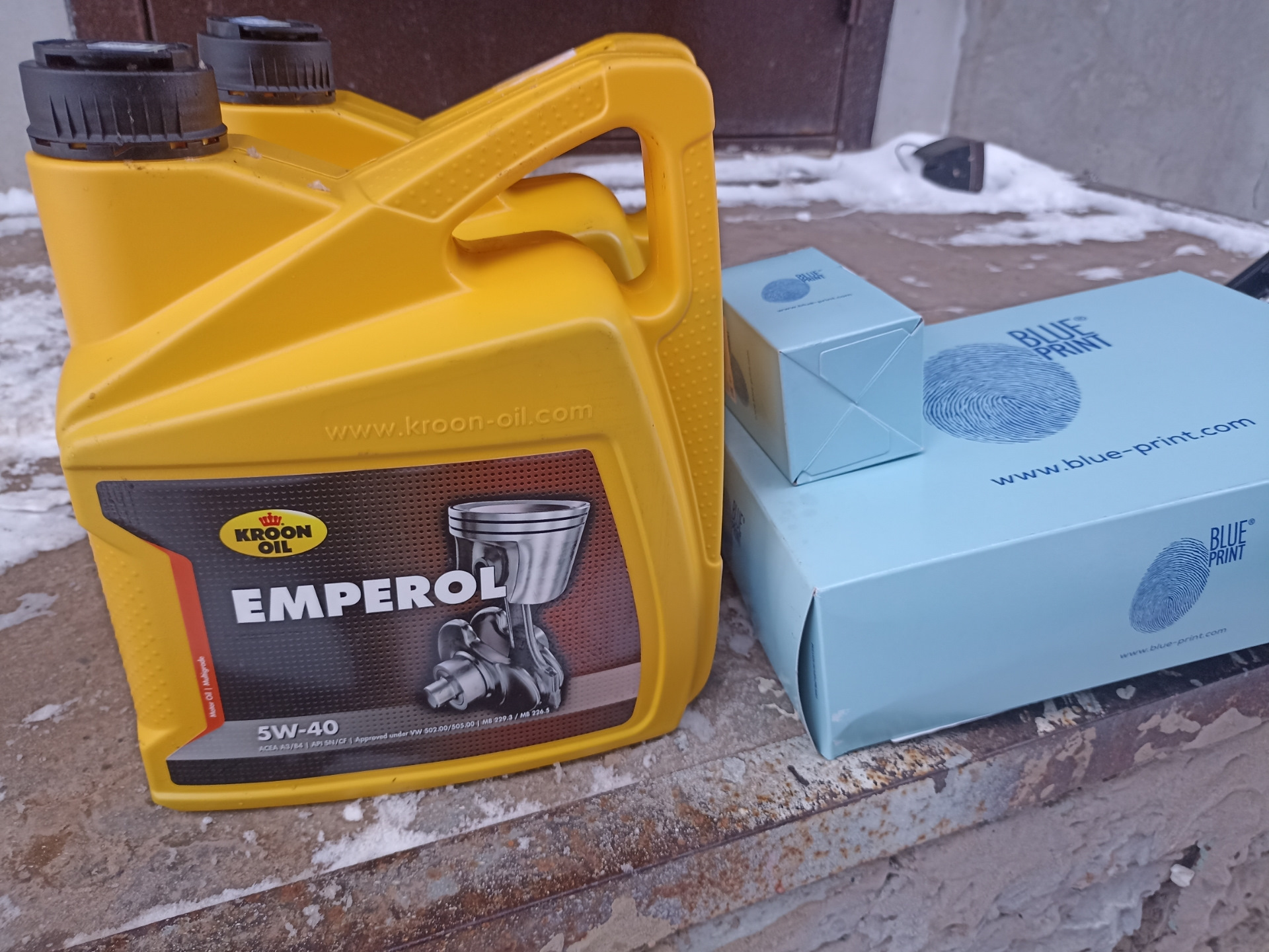 Kroon oil 10w60 emperol racing тестирование. Kroon oil 5w40. Kroon oil 5w40. Kroon oil emperol 5w40. Kroon oil emperol 5w40.