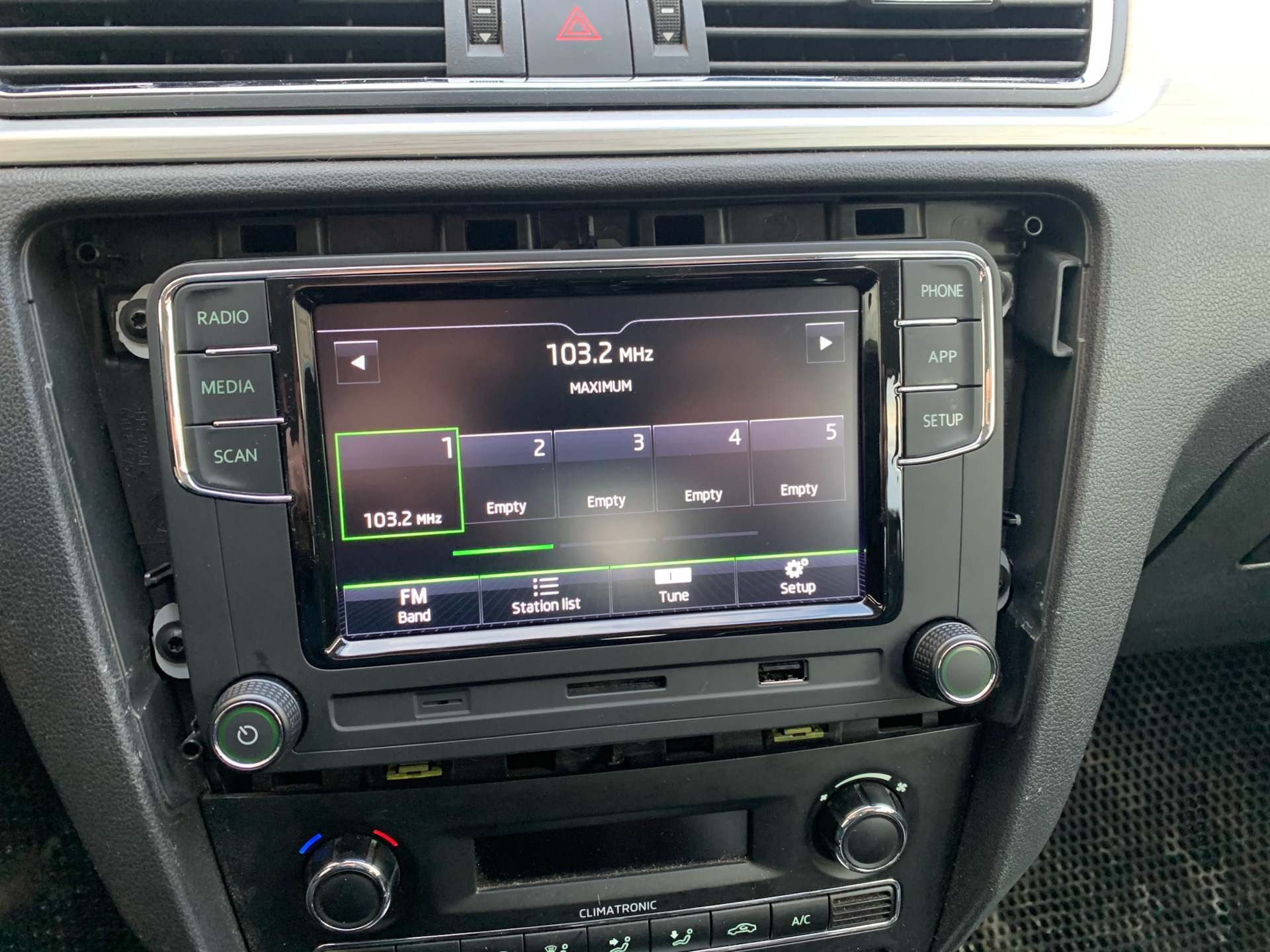 магнитола 360. магнитола 360. магнитофон vw rcd360. автомагнитола skylor fw-230bt. Rcd 360 с carplay.