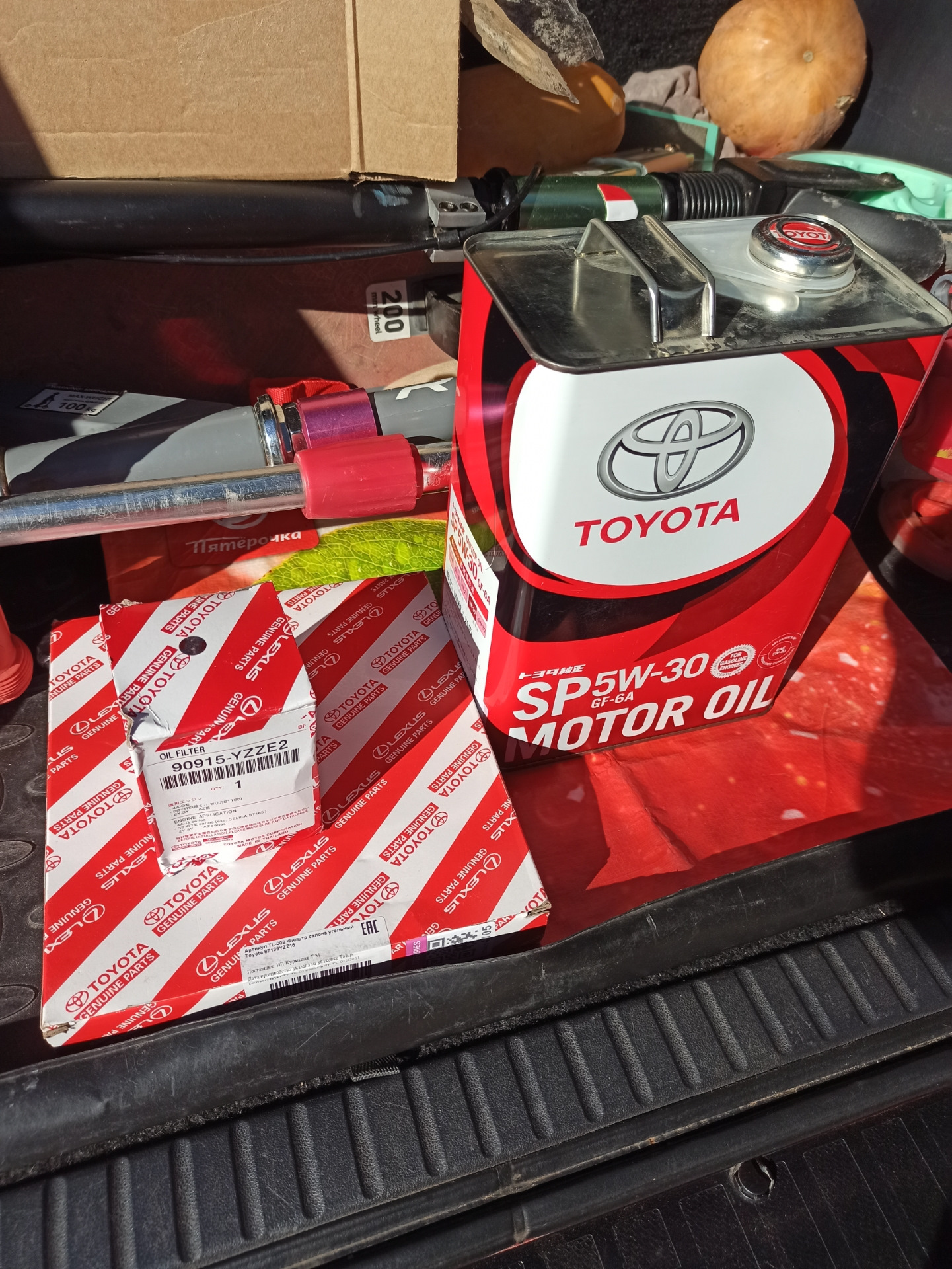 Смена масла, прокладки клапанной крышки — Toyota RAV4 (III), 2 л, 2008 ...