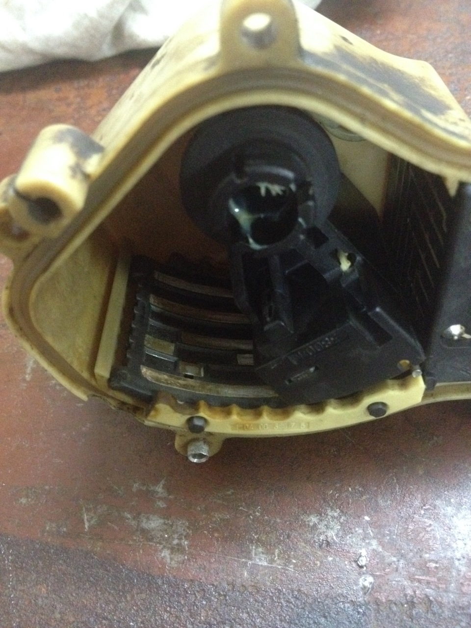 Фото в бортжурнале Audi A8 (4D)