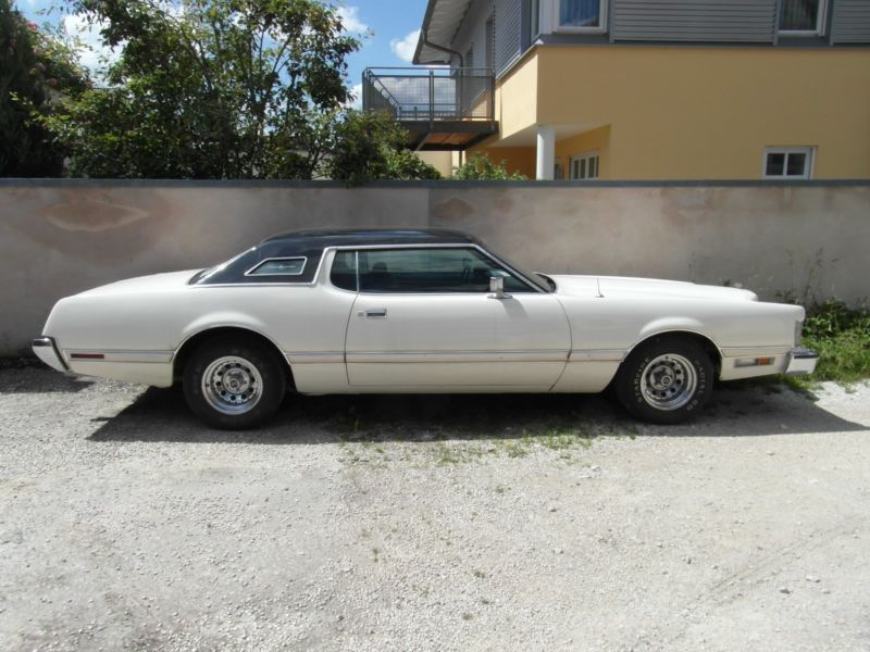 Ford Thunderbird 1975