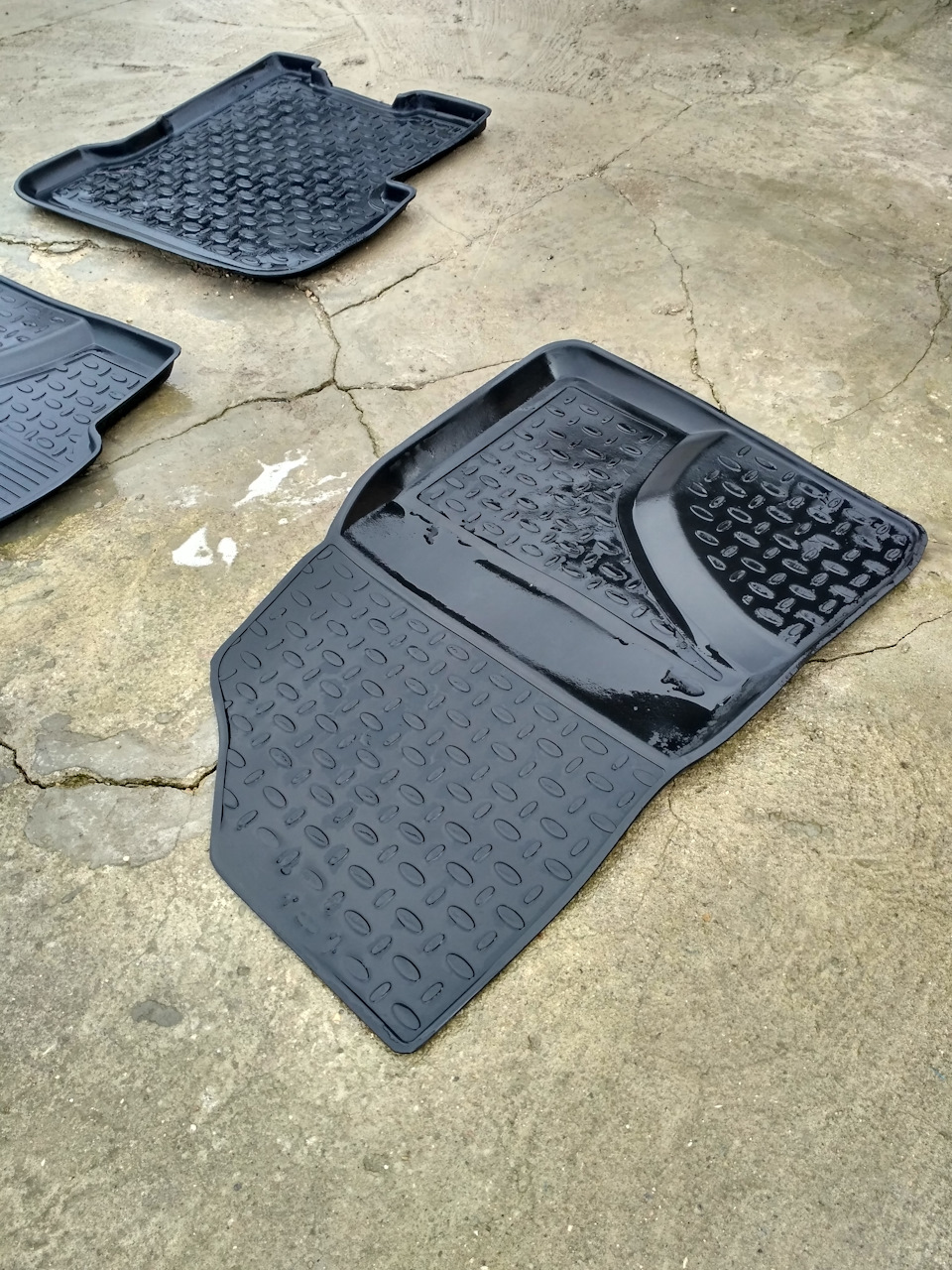 Фото в бортжурнале Mazda 3 (1G) BK. Запчасти на фото: 518157