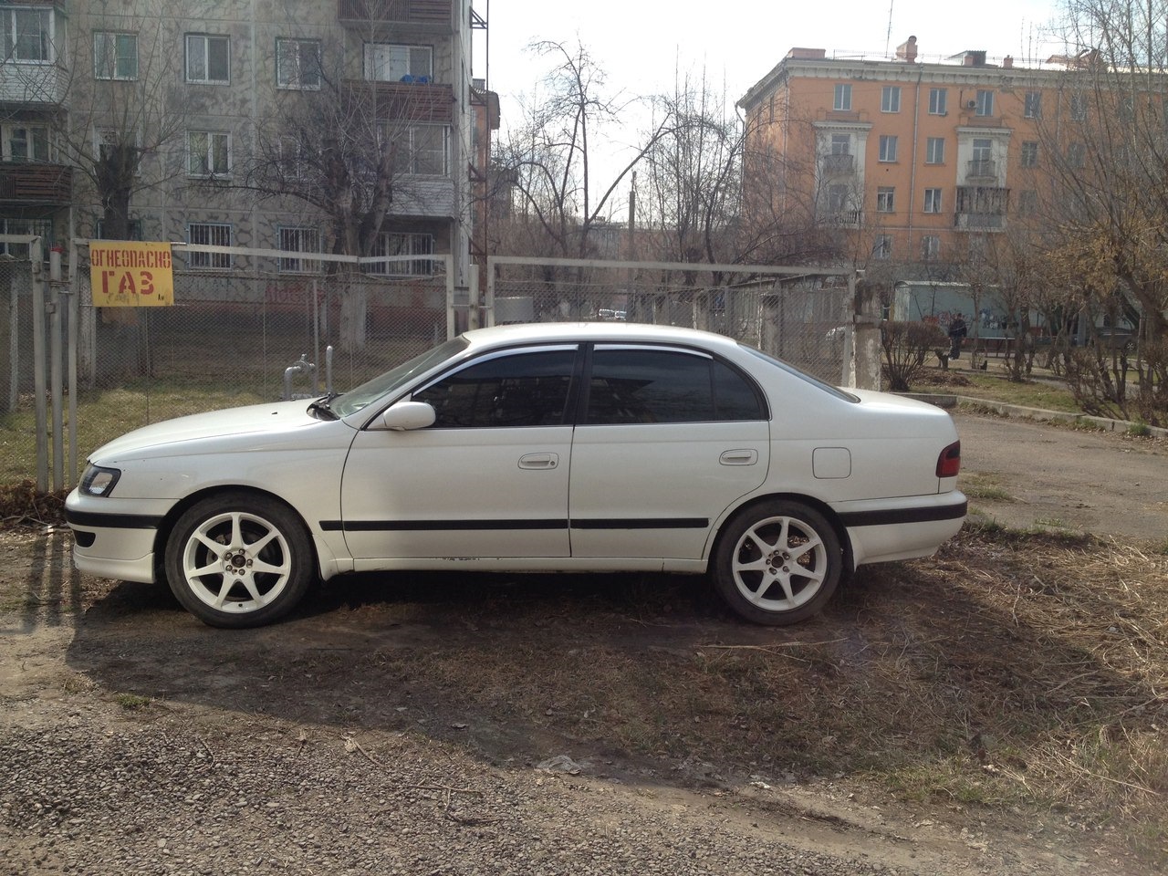 Toyota Corona st190 белая