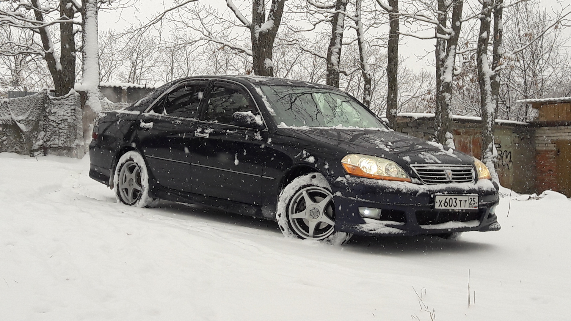 Toyota Mark II (110) 2.0 бензиновый 2003 | 