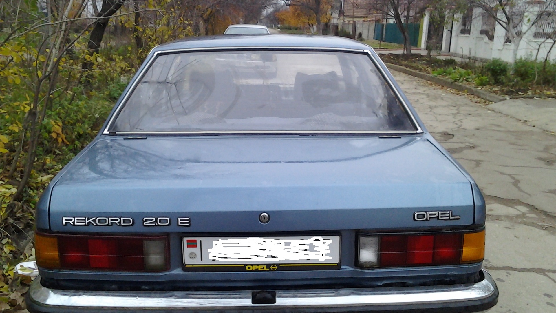 Opel Rekord 1982