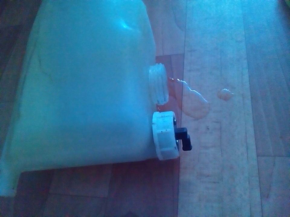 Бачок расширителя — Lada 2114, 1,6 л, 2008 года | своими руками | DRIVE2