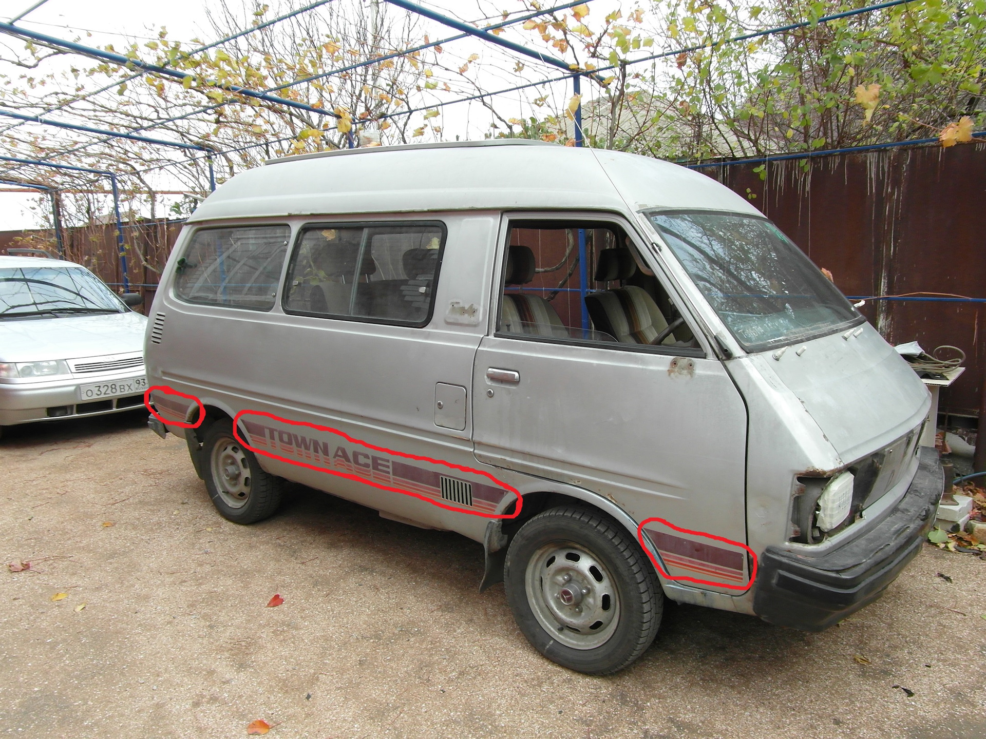 Кузов тойота таун айс. Town Ace tr15. Тойота Таун айс 1. Toyota Town Ace 1981. Кузов Тойота Таун Эйс.