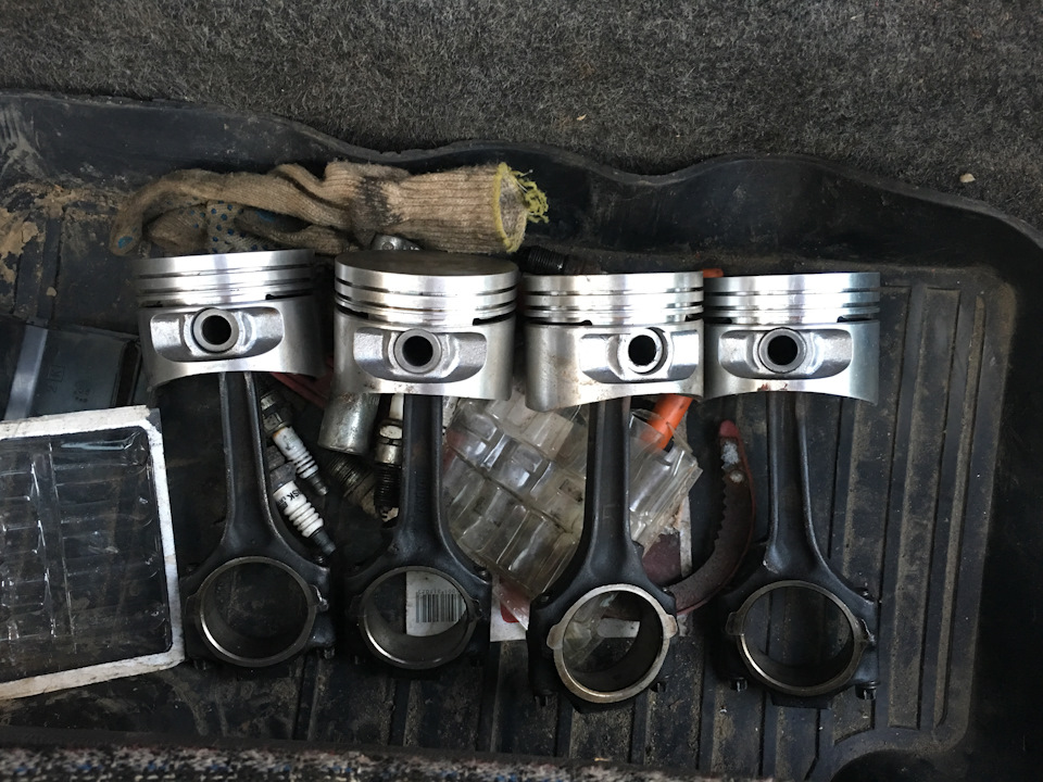 Поршня встретилишь с шатунами — Ford Fiesta (Mk III), 1,3 л, 1990 года ...