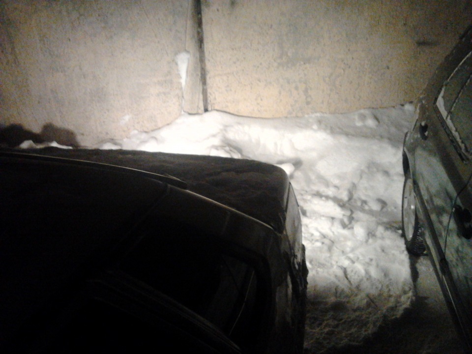 Установка галогенок в "задний ход" — Lada 2115, 1,6 л, 2011 года ...