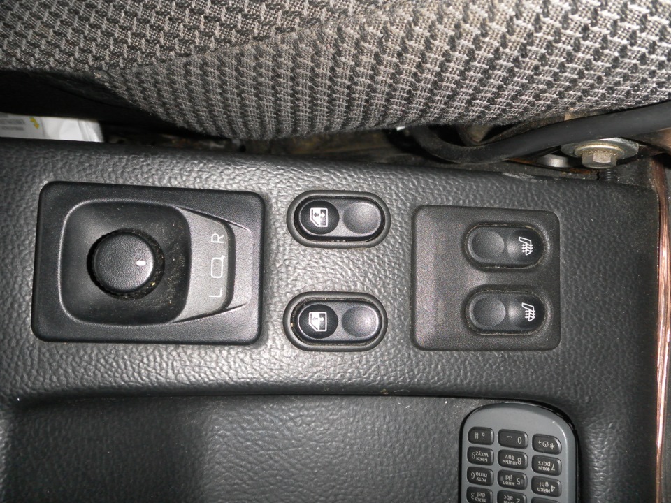 подогрев сидений — Lada 4x4 3D, 1,7 л, 2011 года | тюнинг | DRIVE2