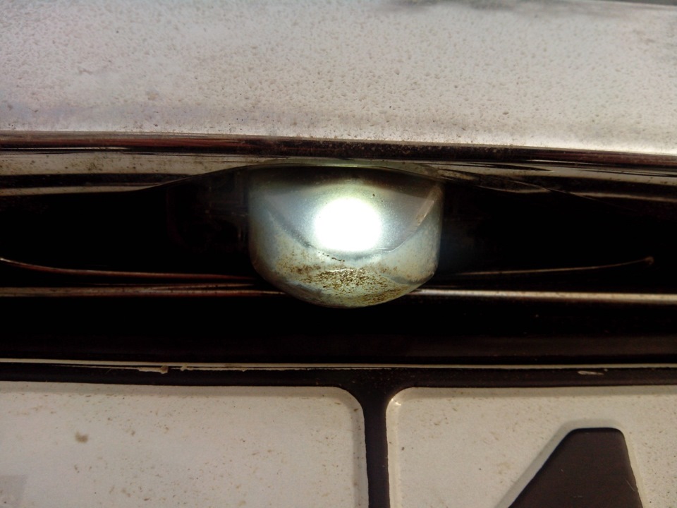 Замена лампочки подсветки номера хонда срв 2 поколения - Большой ...