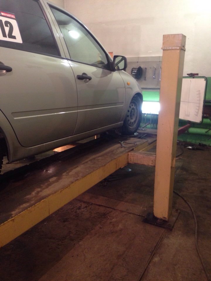 Сход-Развал у Дяди Коли — Lada Калина Хэтчбек (1G), 1,6 л, 2010 года ...