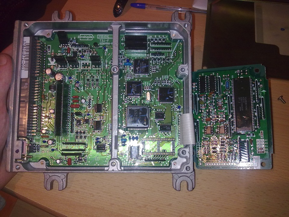 Правая заглушка распредвала civic 4d. Xp-72 super thunderbolt. Мозг p4-a2. P 72 2. P 72 2.