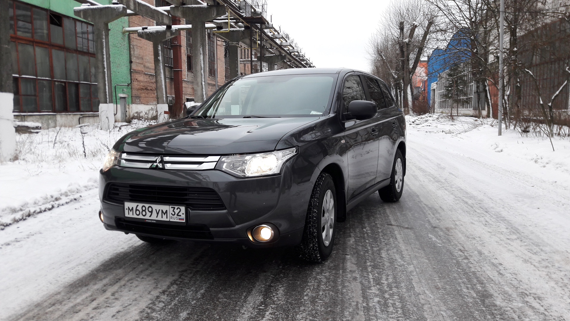 Отзыв митсубиши. Митсубиси отзыв машин. Mitsubishi Outlander СТС.