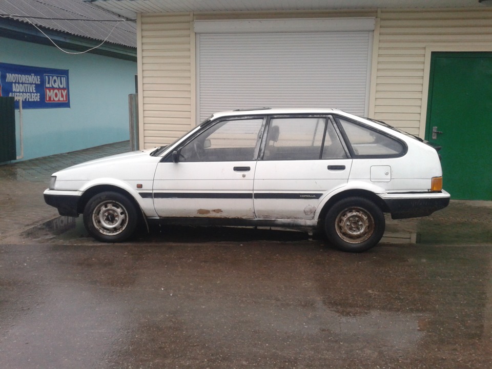 Ае т. Toyota ae80. Тойота Королла ае80.