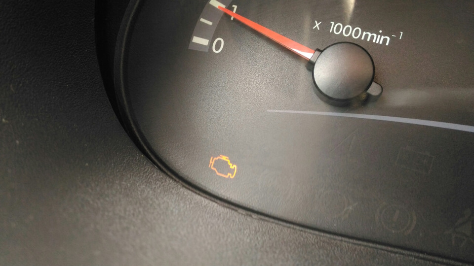 Троит горит чек — Lada Калина хэтчбек, 1,6 л, 2013 года | запчасти | DRIVE2