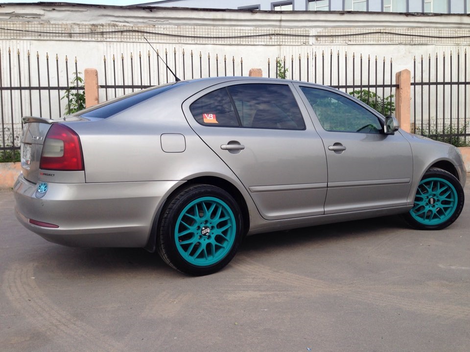 Lip-спойлер — Skoda Octavia A5 Mk2, 1,4 л, 2010 года | стайлинг | DRIVE2