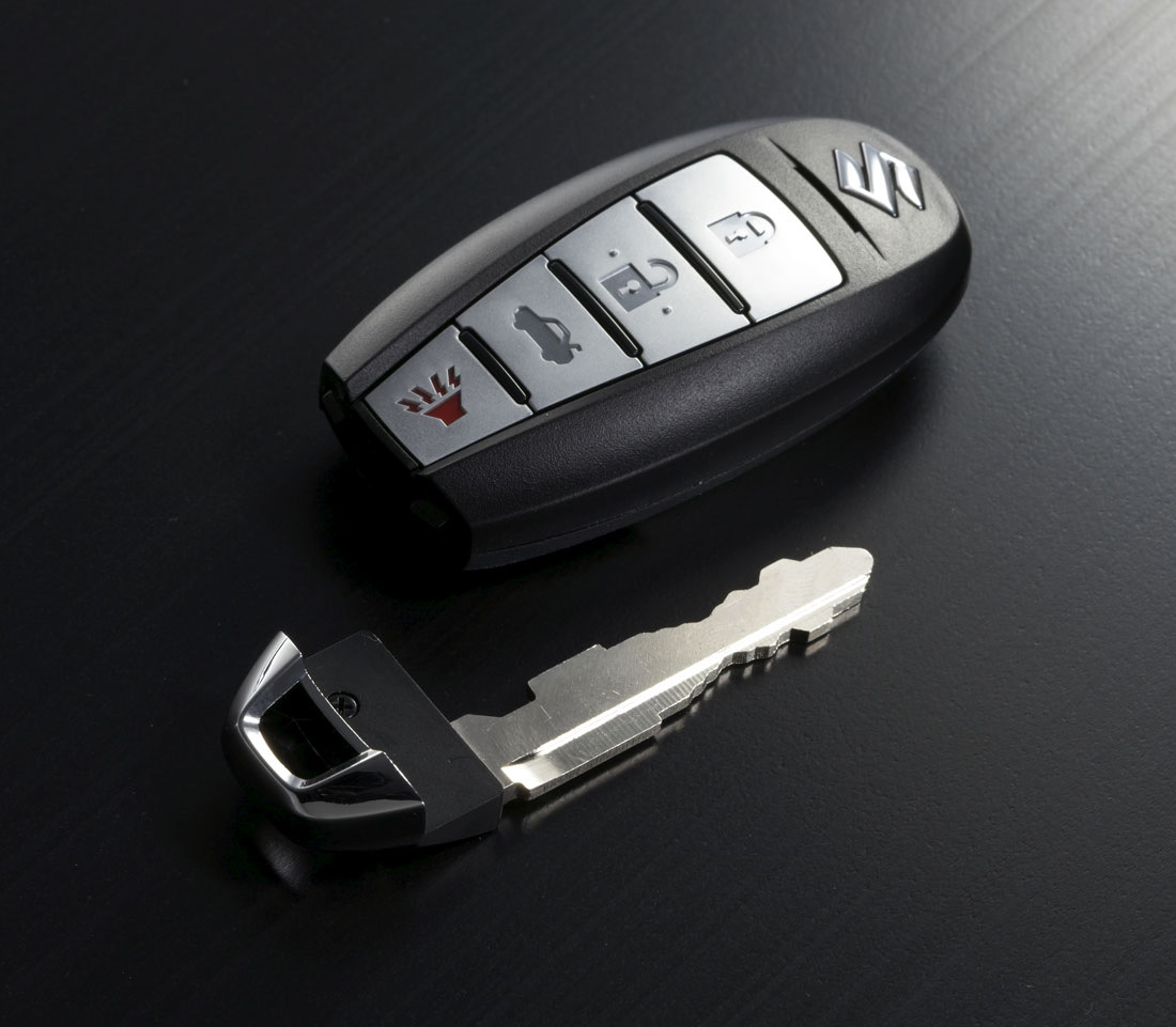 Auto Key Download - metal detector roblox auto clicker download