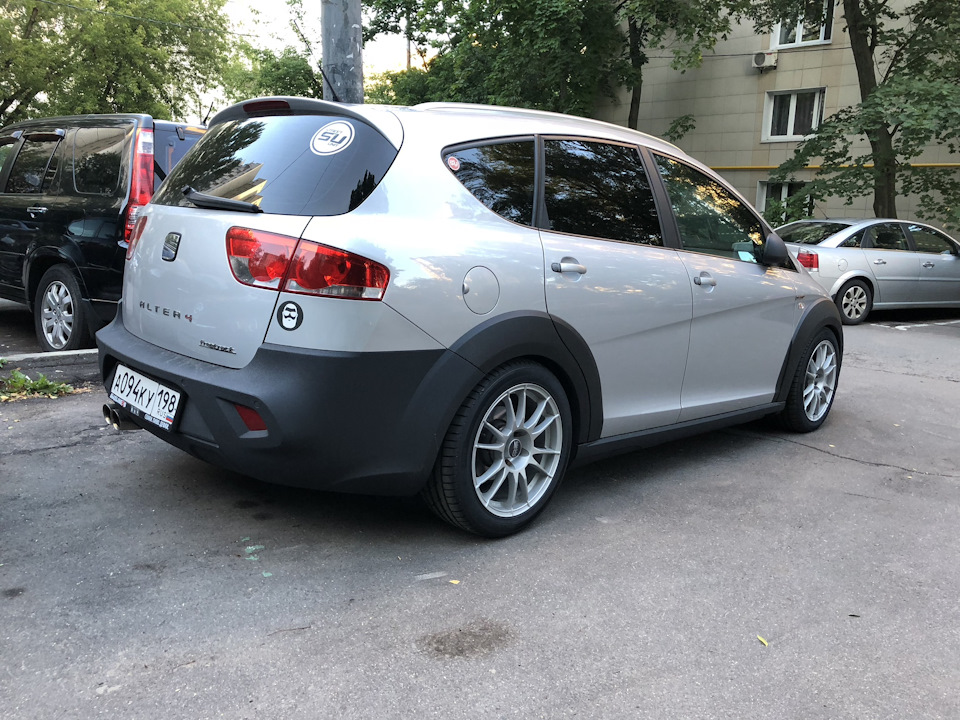 Сам уже с утра сфоткал. Чуть чуть грязный уже — SEAT Altea Freetrack