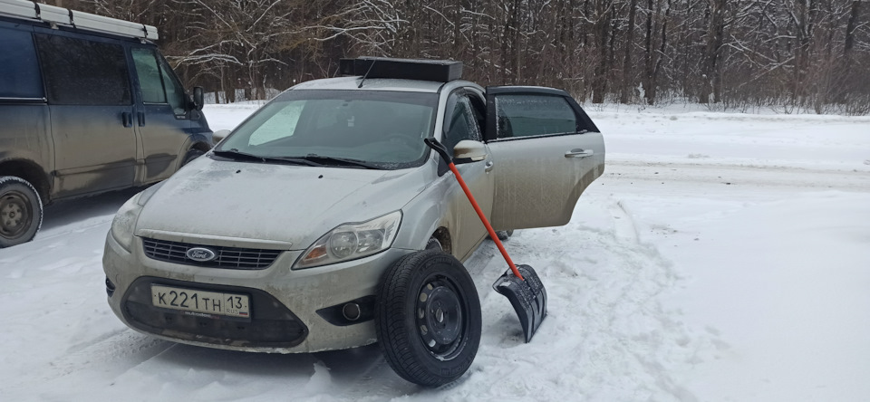 Сломался замок двери багажника — Ford Focus II Hatchback, 1,6 л, 2011 ...