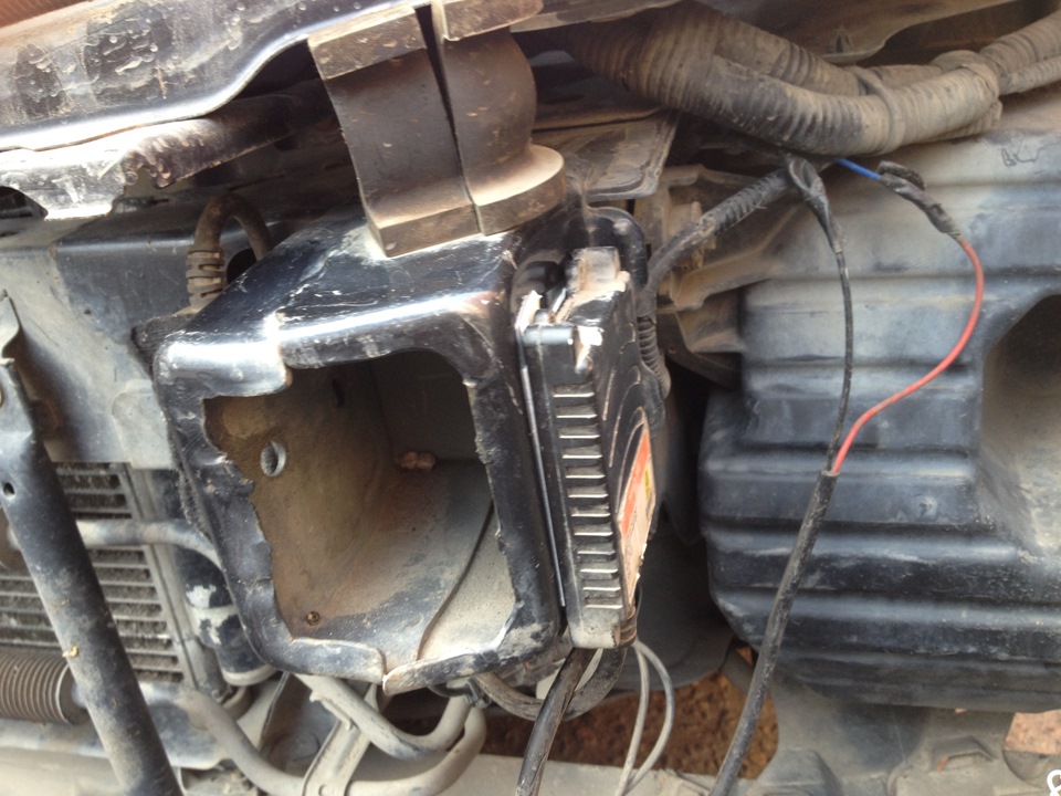 Замена насоса омывателя фар — Honda Accord (7G), 2,4 л, 2006 года ...